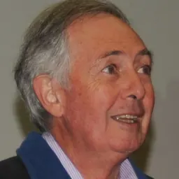 Portrait of Ian Lowe