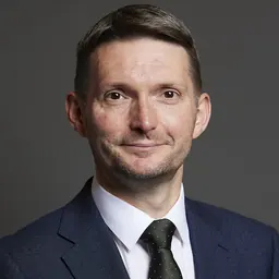 Portrait of Chris Ward