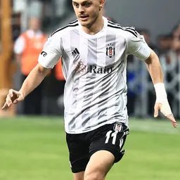Portrait of Milot Rashica