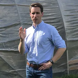 Portrait of Josh Hawley