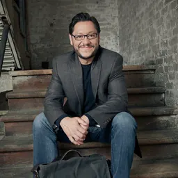 Portrait of Rob Cabitto