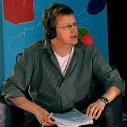 Portrait of Simon Mayo