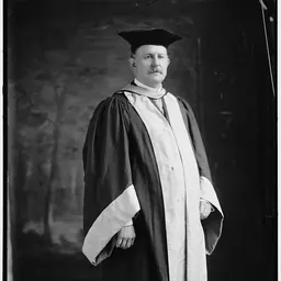Portrait of Hannis Taylor