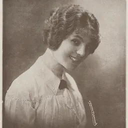 Portrait of Suzanne Grandais