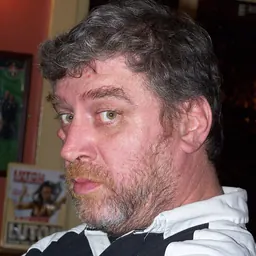Portrait of Steve Dillon