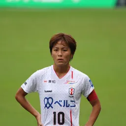 Portrait of Mana Iwabuchi