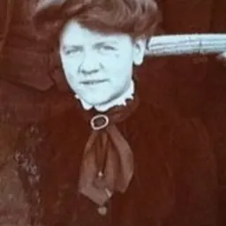 Portrait of Elsie Lower Pomeroy