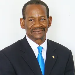 Portrait of Onzlee Ware