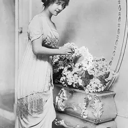 Portrait of Yvonne Arnaud