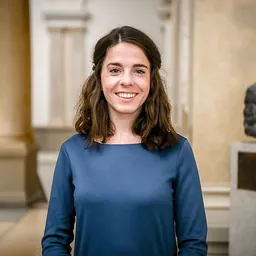 Portrait of Julia Schneider