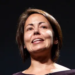Portrait of Beth Shapiro