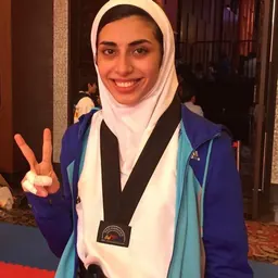 Portrait of Mahsa Jeddi