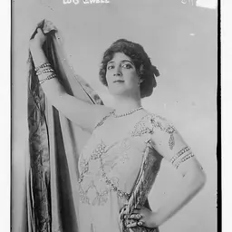 Portrait of Lois Ewell
