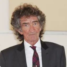Portrait of Mike Kellie
