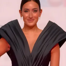 Portrait of Amina Khalil
