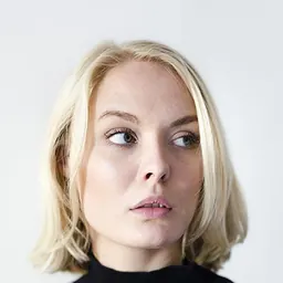 Portrait of Linda Molin