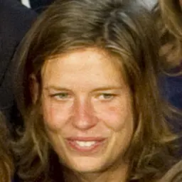 Portrait of Carline Bouw