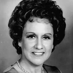 Portrait of Jean Stapleton