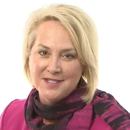 Portrait of Julia Lynn