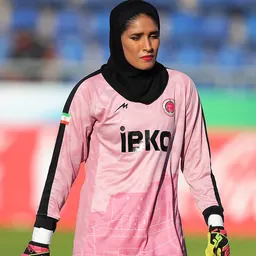 Portrait of Zahra Khajavi