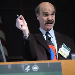 Portrait of Mark Ratner