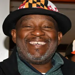 Portrait of Gary Simmons