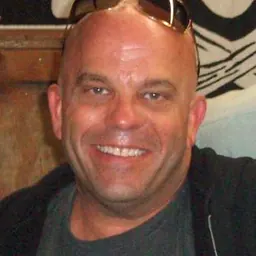Portrait of Lee Arenberg