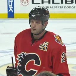 Portrait of Robyn Regehr