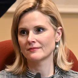 Portrait of Dawn Gile