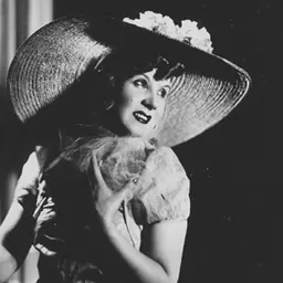 Portrait of Amelia Mirel
