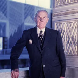 Portrait of Rolf Stranger