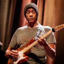 Portrait of Greg Howe