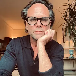 Portrait of Walton Goggins