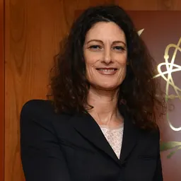 Portrait of Deborah Geels