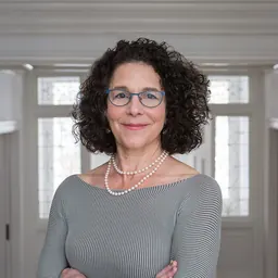 Portrait of Rosanne Somerson