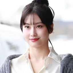 Portrait of Momo