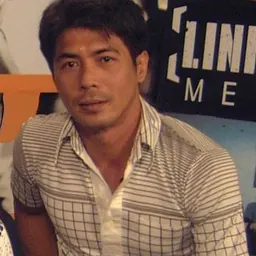 Portrait of Samart Payakaroon