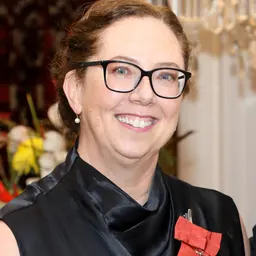 Portrait of Louise Parr-Brownlie