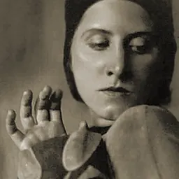 Portrait of Hilde Holger