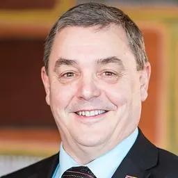 Portrait of Stephen Chapman