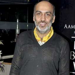 Portrait of Manish Arora