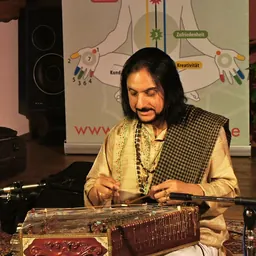 Portrait of Bhajan Sopori