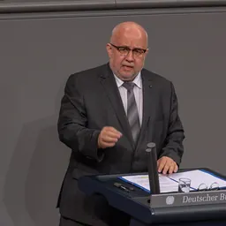 Portrait of Jürgen Pohl