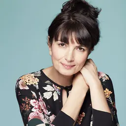 Portrait of Valérie Perrin