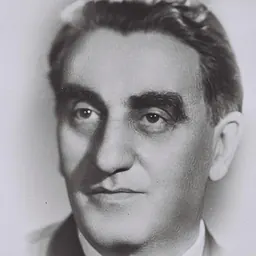 Portrait of Ze'ev Herring