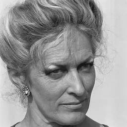 Portrait of Marte Röling