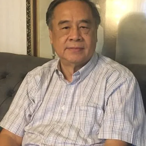 Portrait of Tawatwong na Chiang Mai