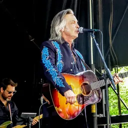 Portrait of Jim Lauderdale