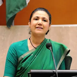 Portrait of Meera Shankar