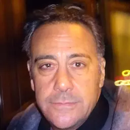 Portrait of Brad Garrett